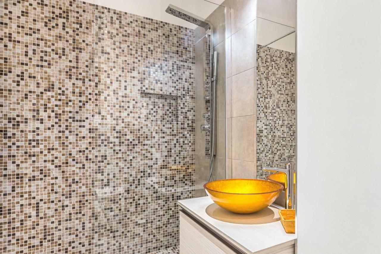 Luxury Central Apartment Турин Екстер'єр фото